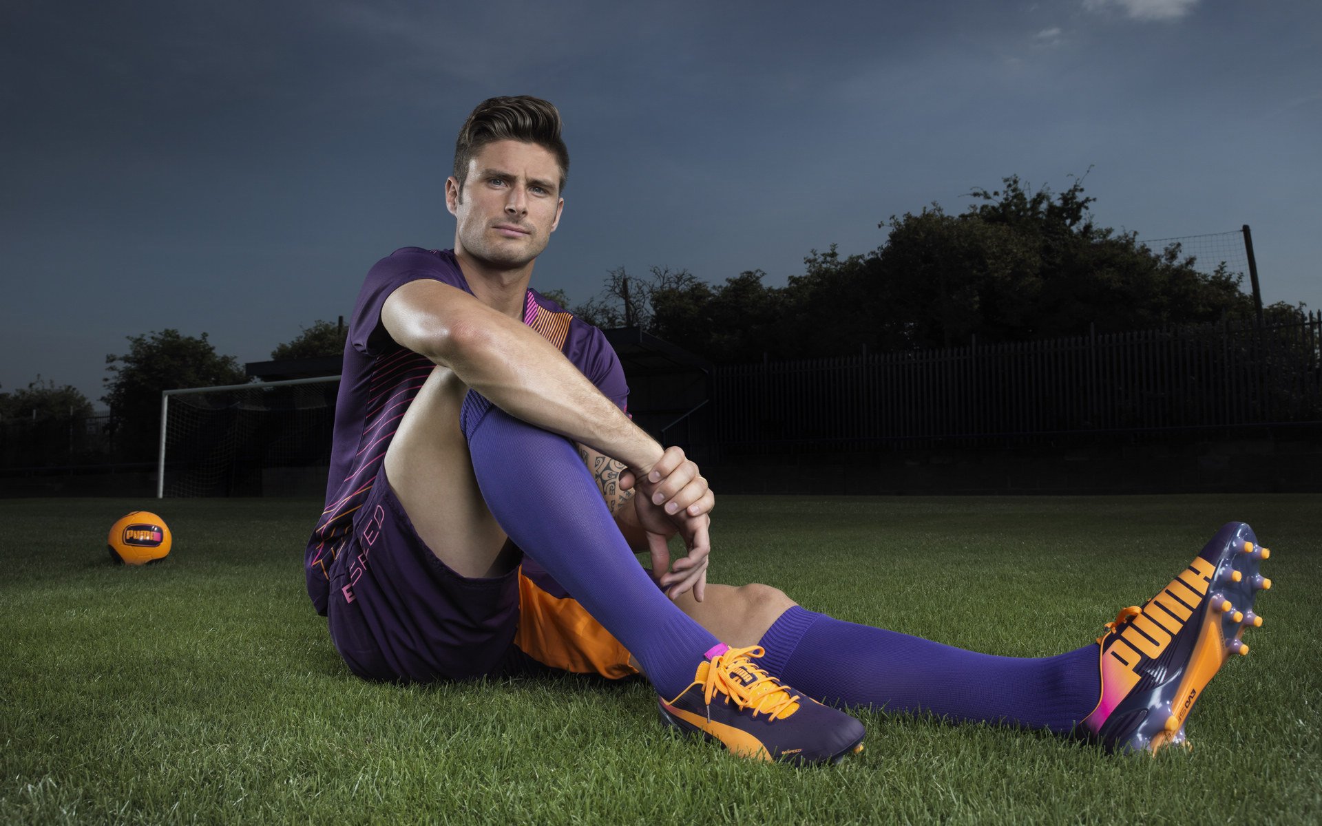 开云体育中国-公牛决胜局带走开拓者，浓眉用实力证明自己，从质疑到主宰的蜕变之路  第2张