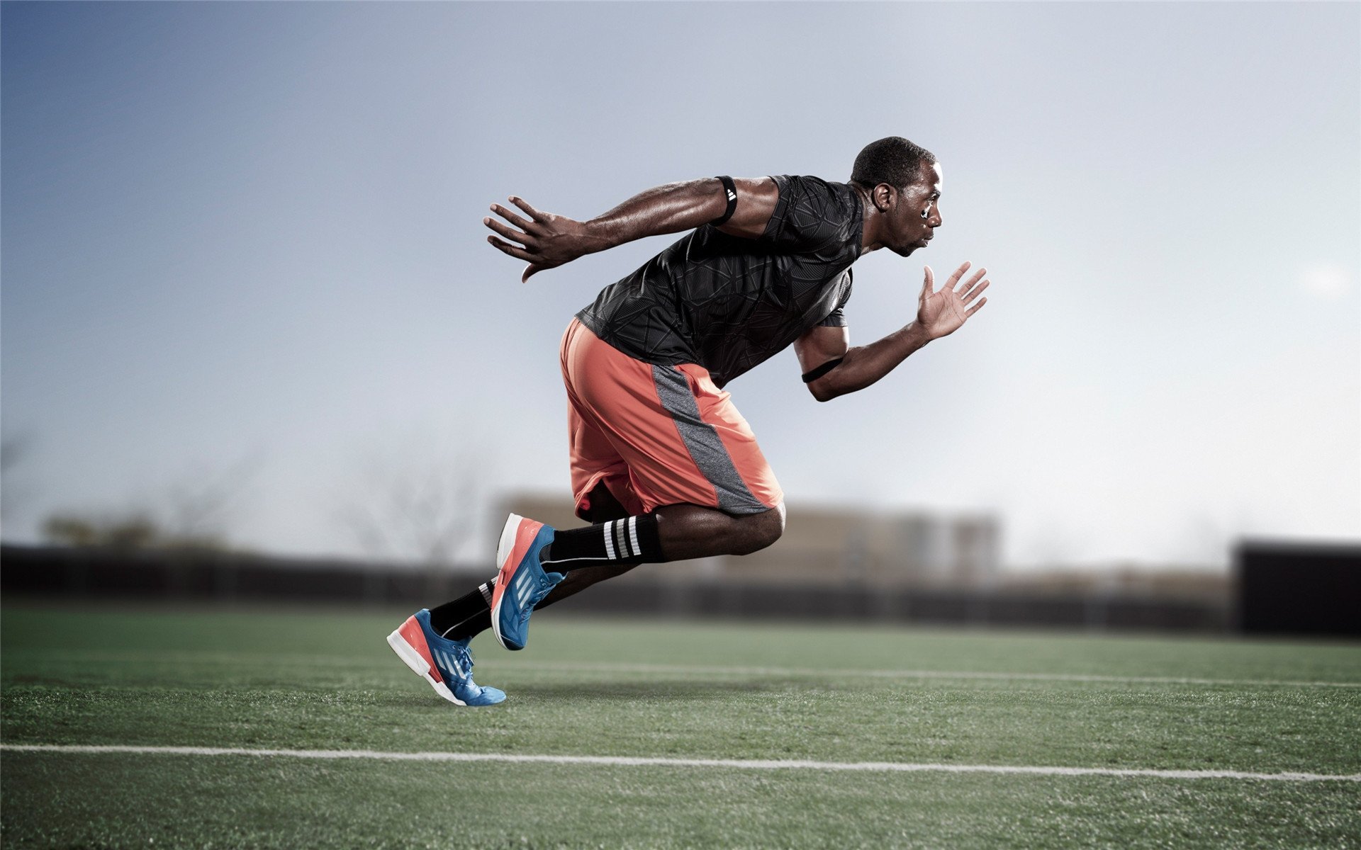 开云平台-莱万对手完全无解，里昂关键战突围葡萄牙，当个体伟大遭遇集体意志的终极博弈